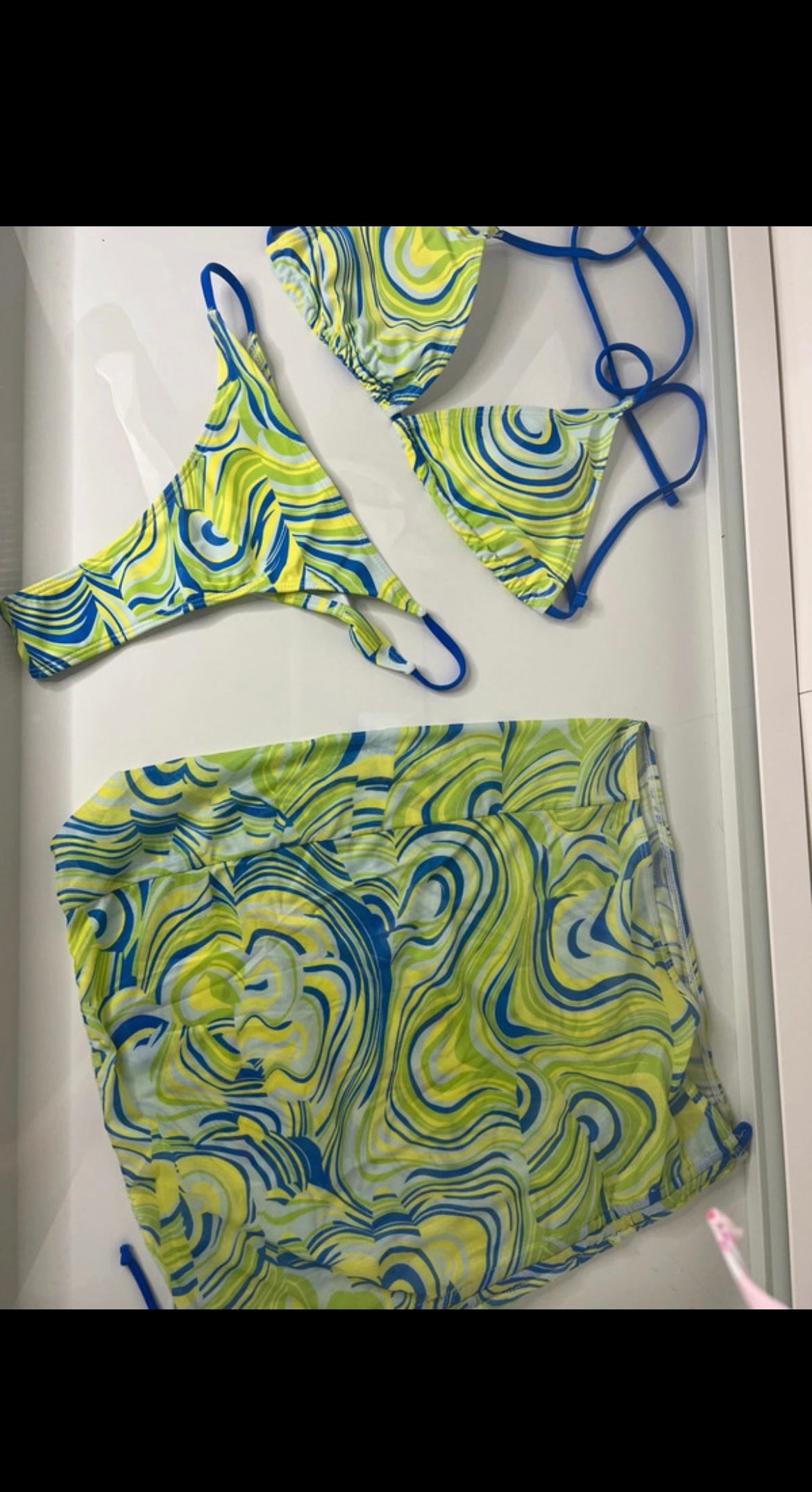 MAILLOT DE BAIN 2 PIÈCES + PARÉO
